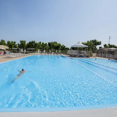 Sereno Campsite 4*