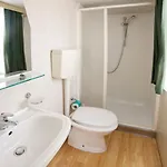 Sereno مكان تخييم 4*
